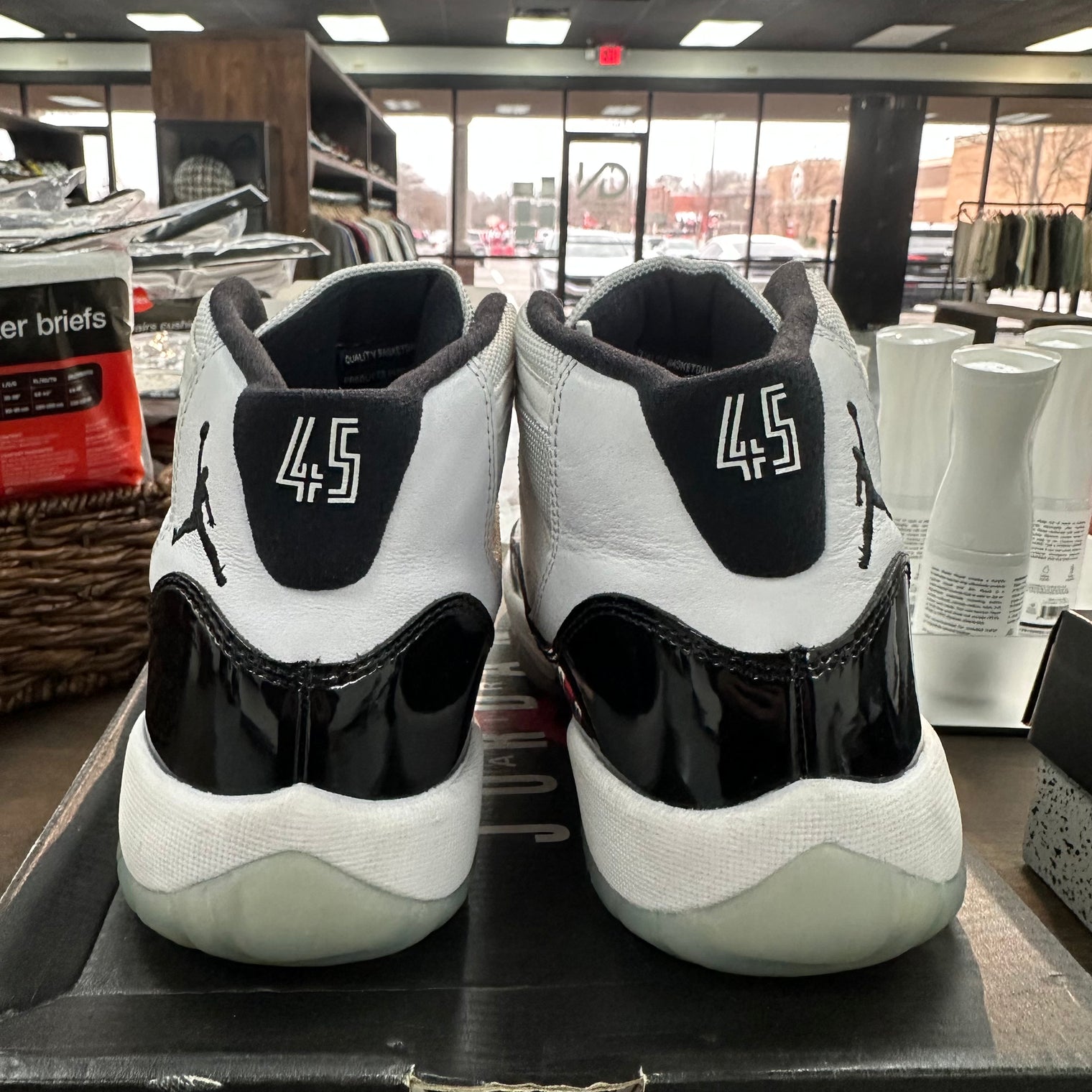 Concord Jordan 11 (GS) (USED)