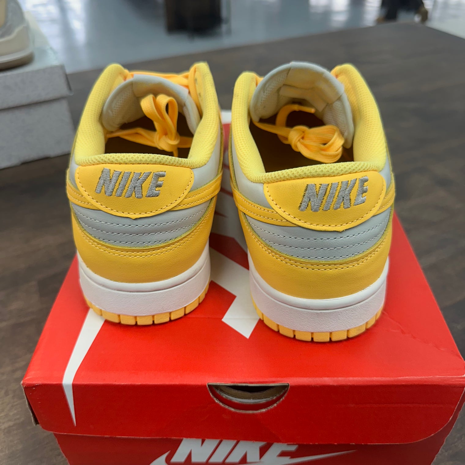 Citron Pulse Dunk Low (W) (USED)