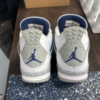 Midnight Navy Jordan 4 (USED)