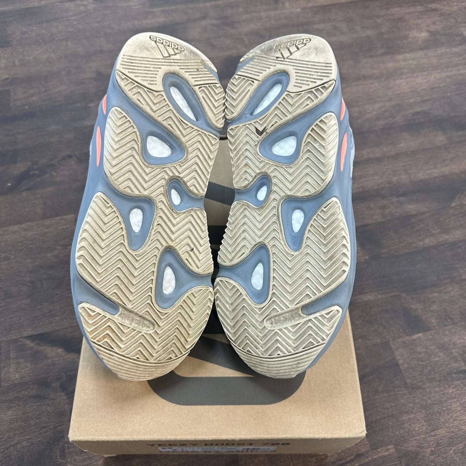 Inertia Yeezy 700 V1 (USED)