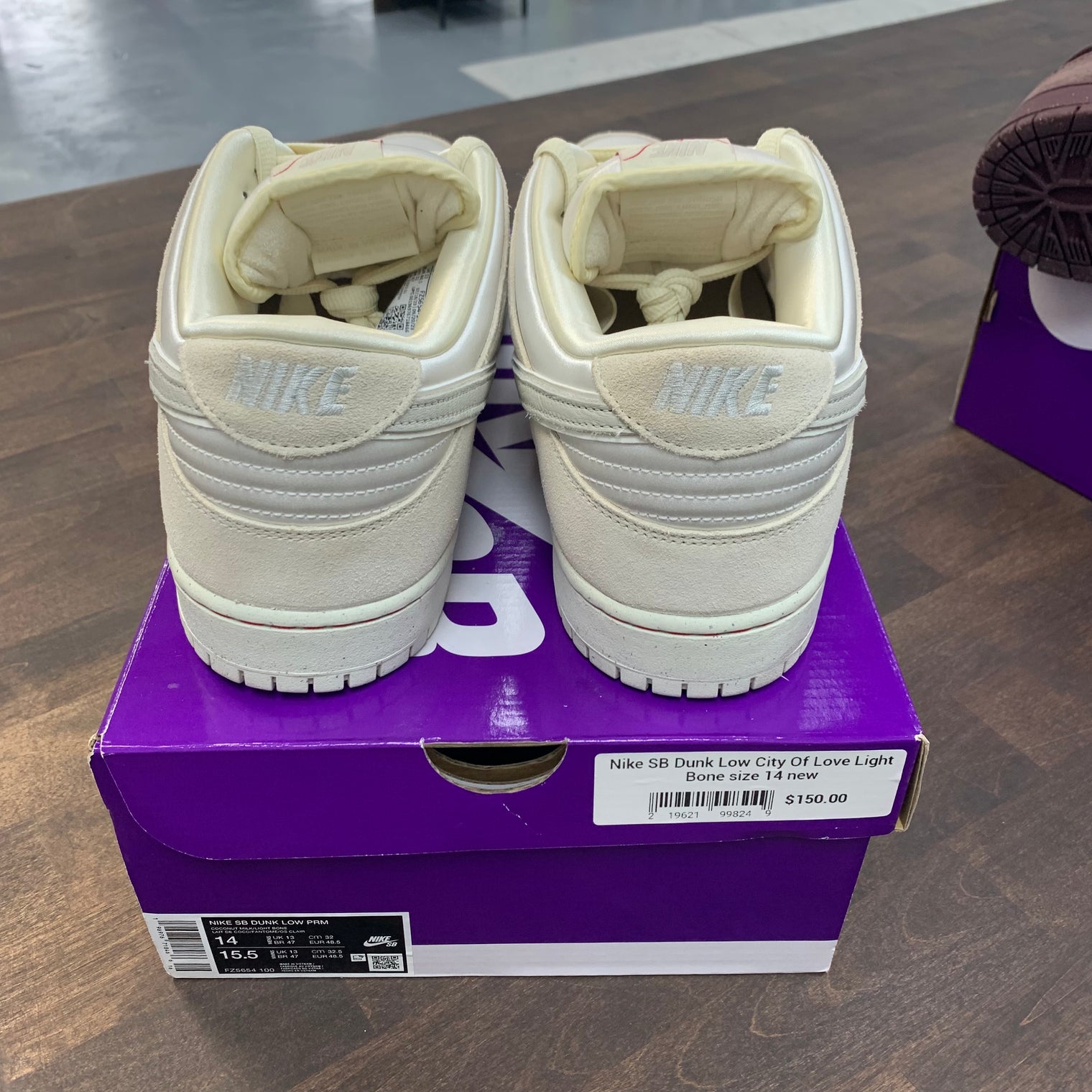 Light Bone City of Love Nike SB Dunk Low (USED)