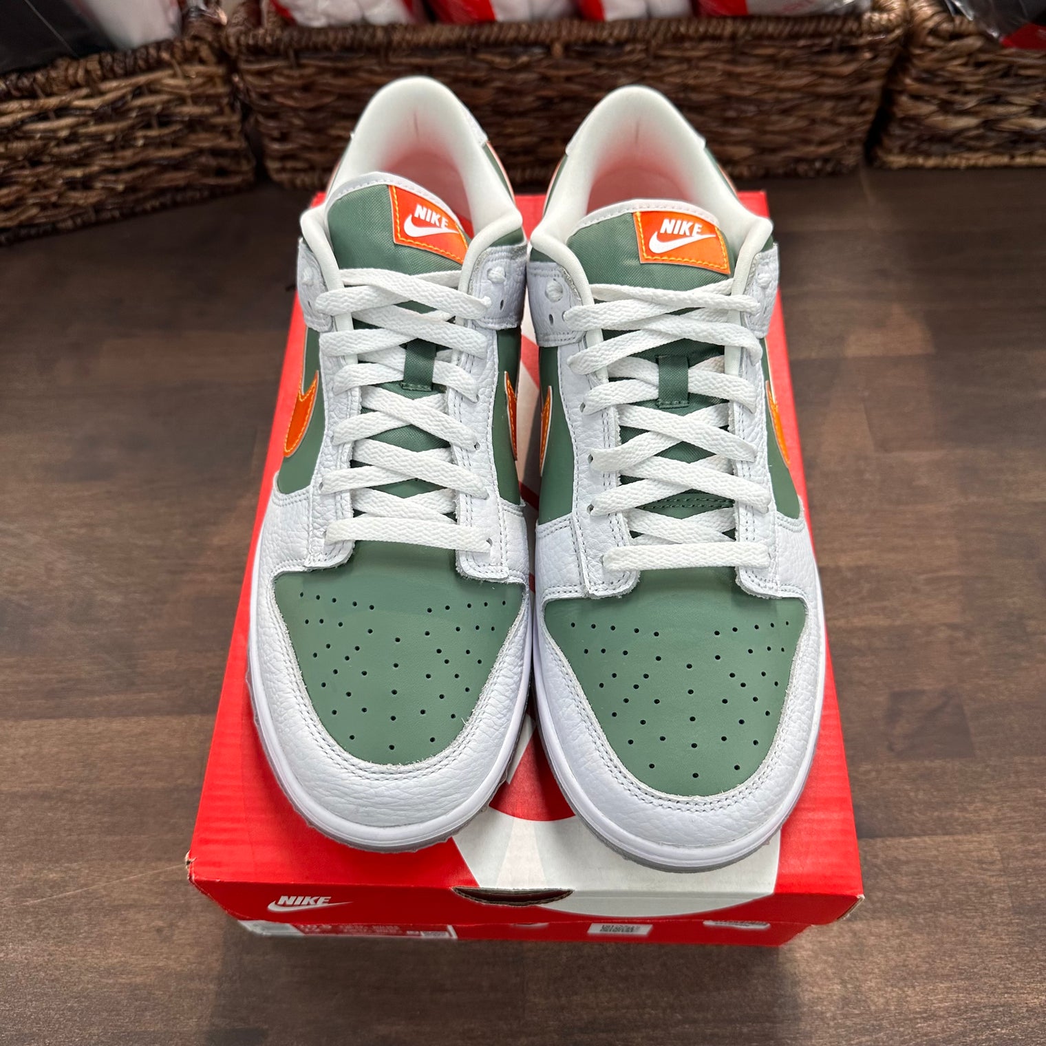 NY VS. NY Dunk Low (USED)