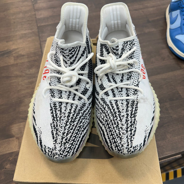 Zebra Yeezy 350 2017 (USED)