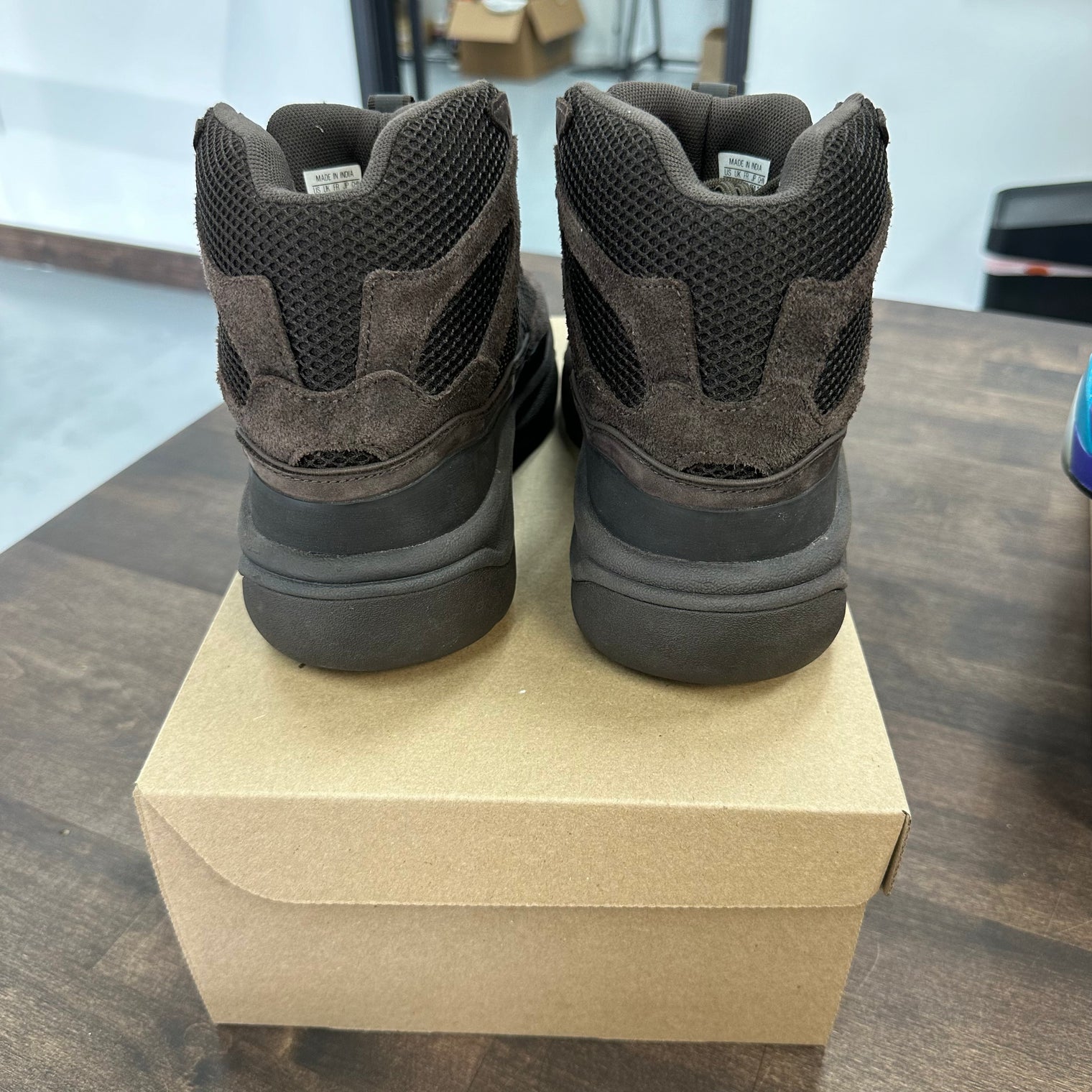 Adidas Yeezy Boot Oil (USED NO BOX NO INSOLES)