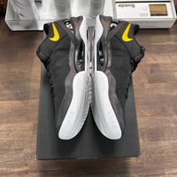 Laker Away Kobe 8 Protro (Lightly Worn)
