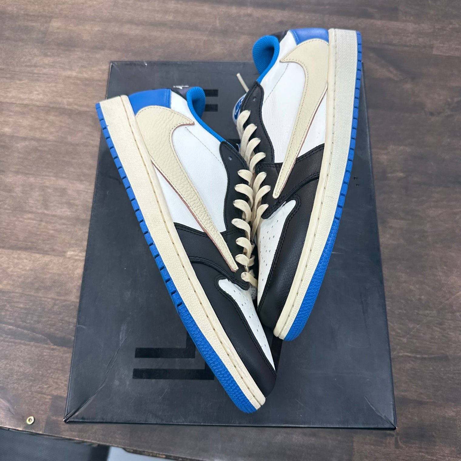 Travis Scott Jordan 1 Low Fragment (USED, No box)
