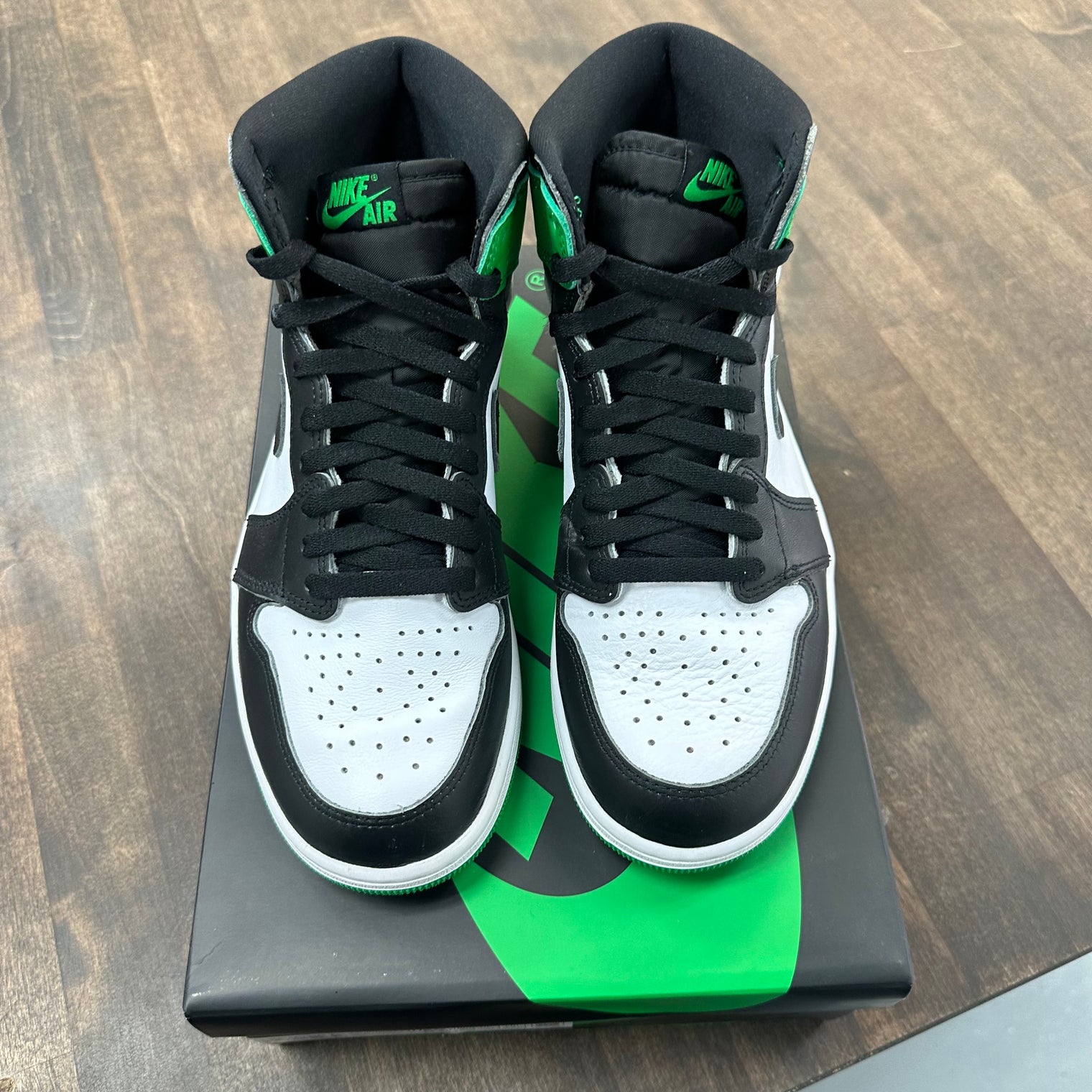 Lucky Green Jordan 1 High (USED)