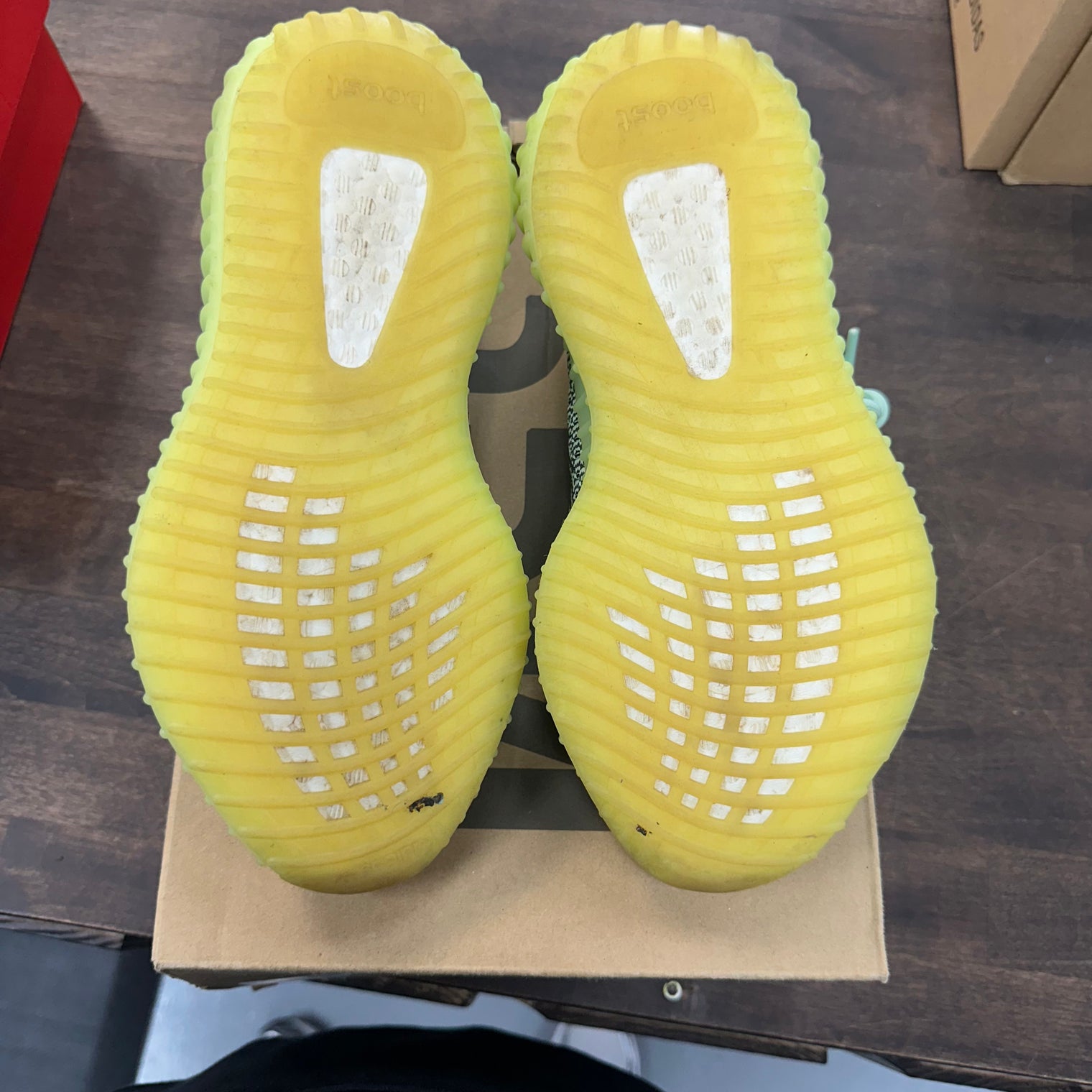 Yeezreel Yeezy 350 (USED)