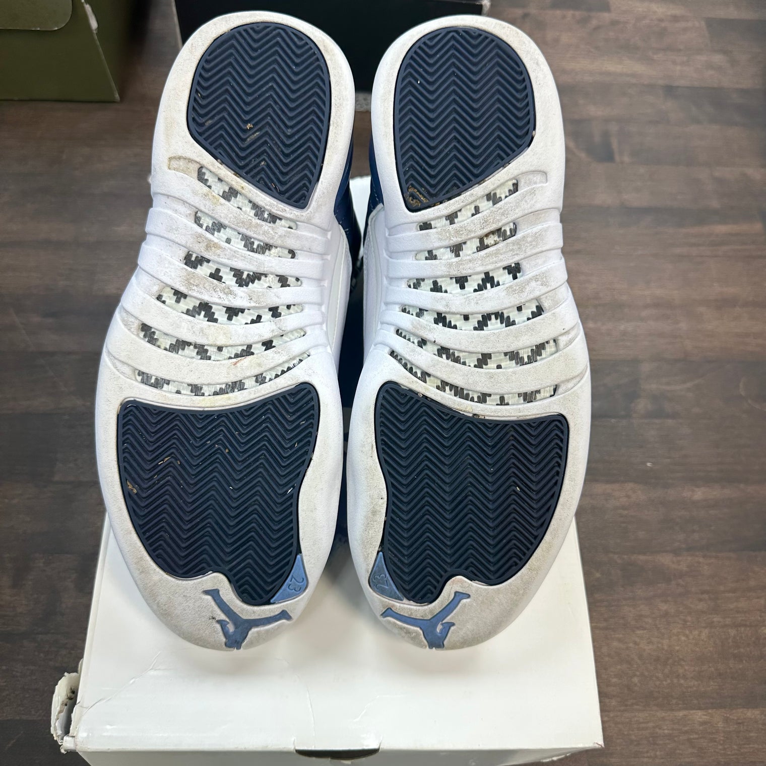 Indigo Jordan 12 (USED)