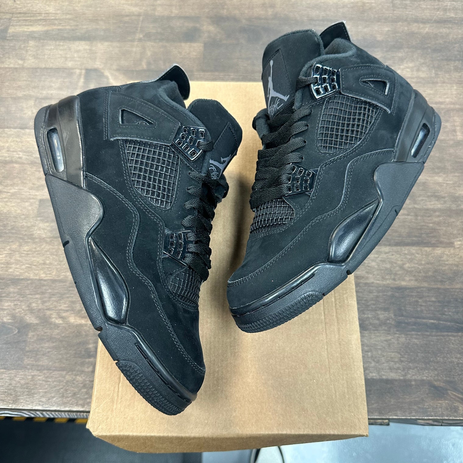 Black Cat Jordan 4 (USED, no box)