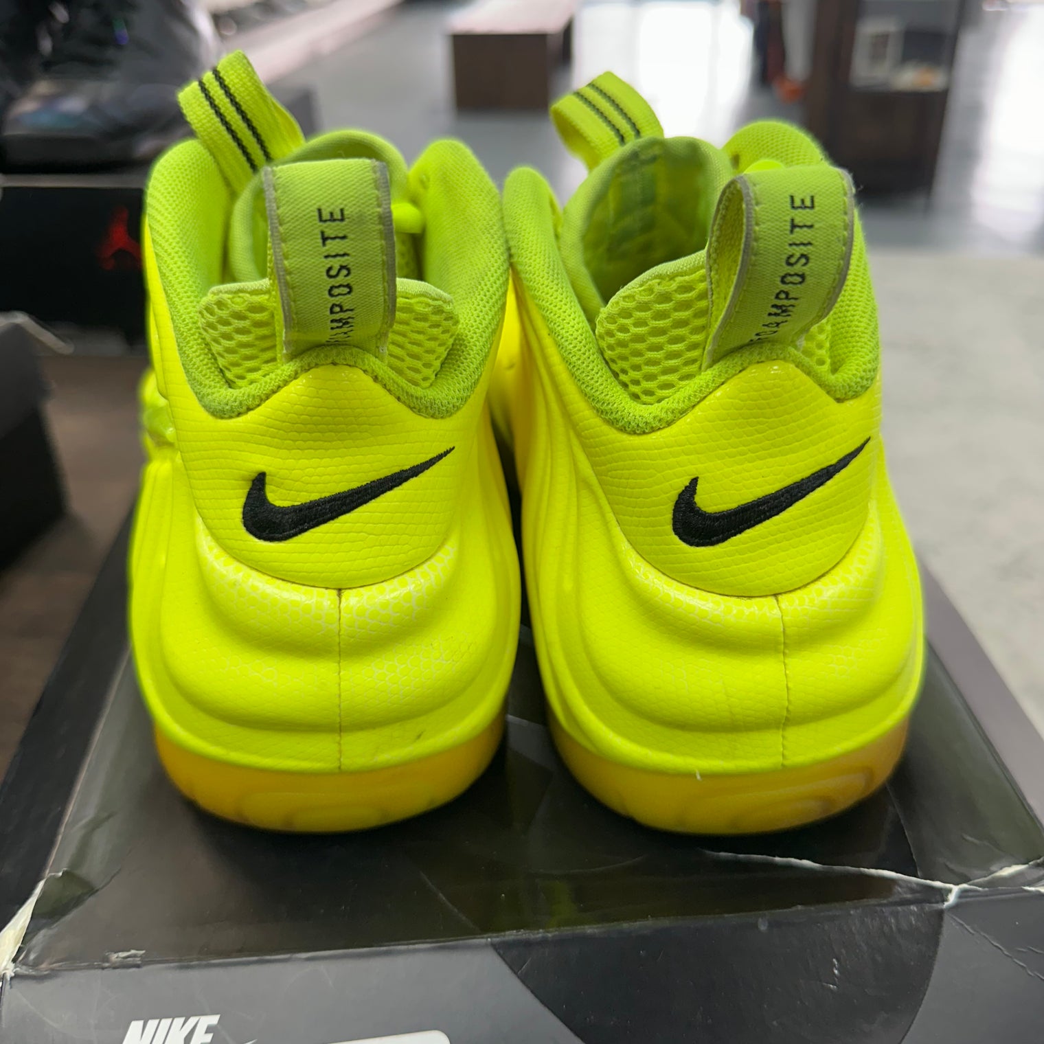 Volt Foamposite One (USED)