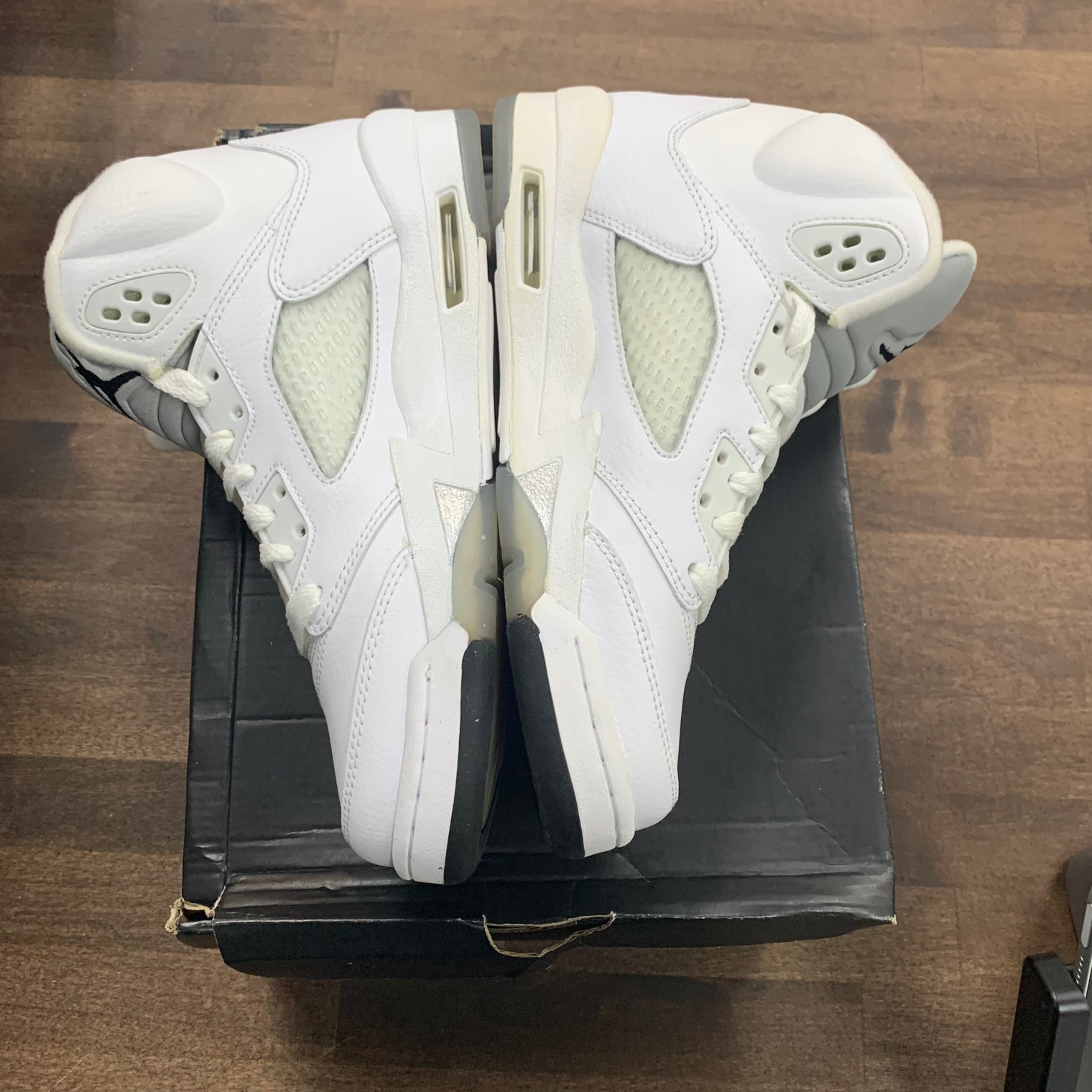 (GS) White Metallic Jordan 5