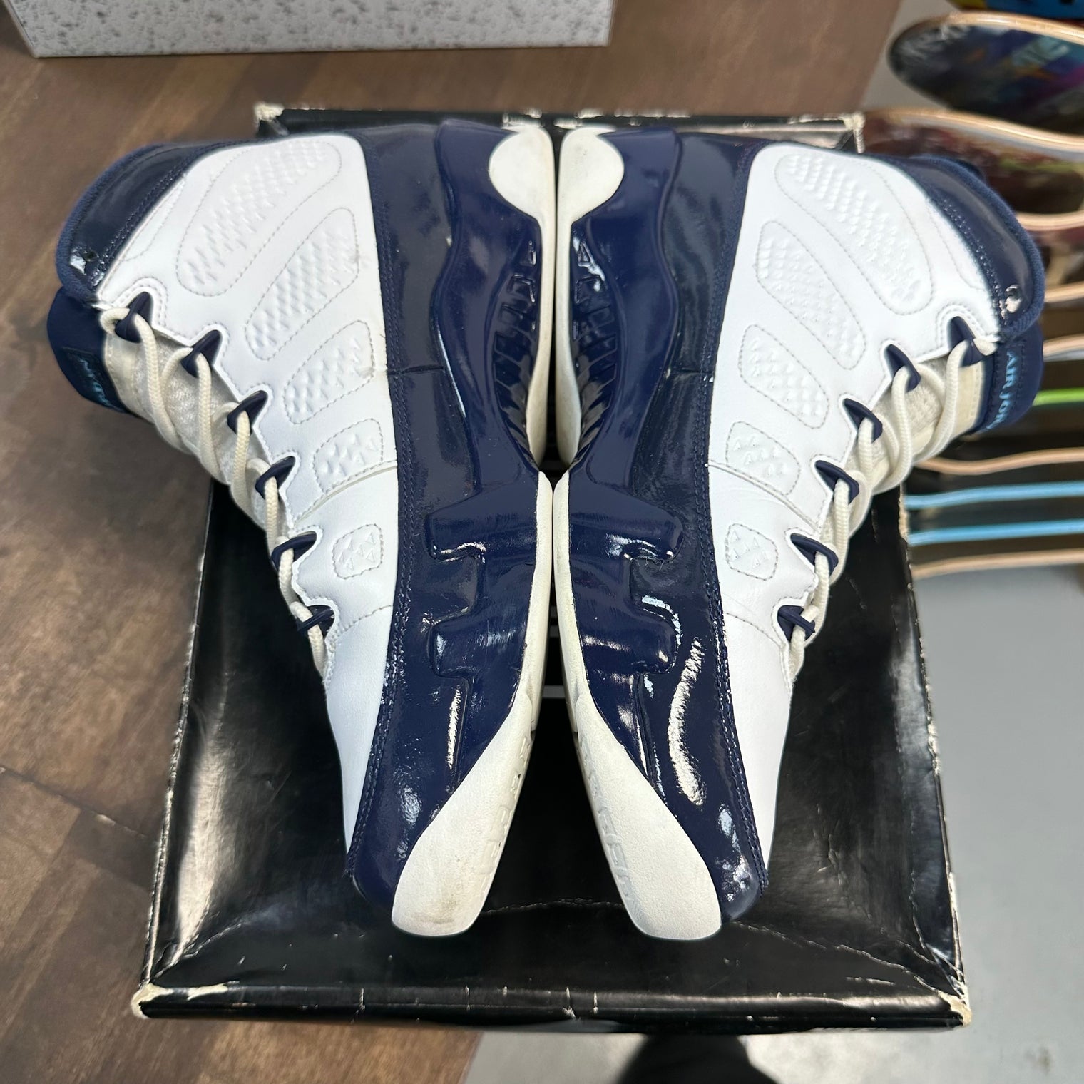 Pearl Blue Jordan 9 (USED)