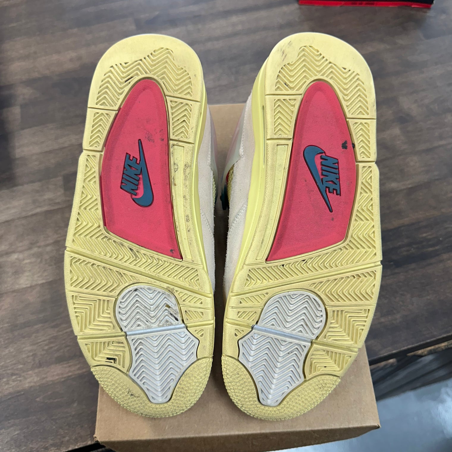 Guava Ice Union LA Jordan 4 SP (USED,No Box)