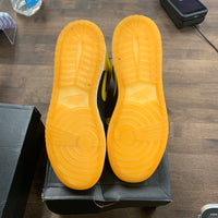(GS) New Love Jordan 1 Mid (USED)
