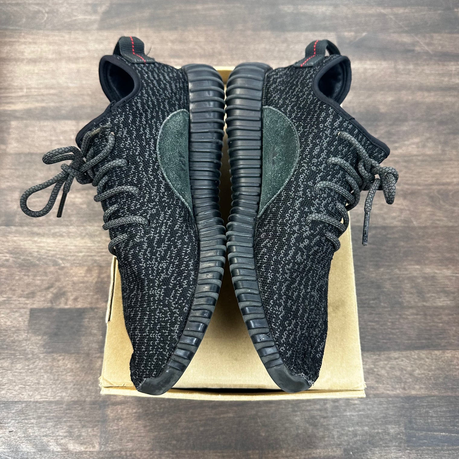 Pirate Black Yeezy 350(2015) (USED)