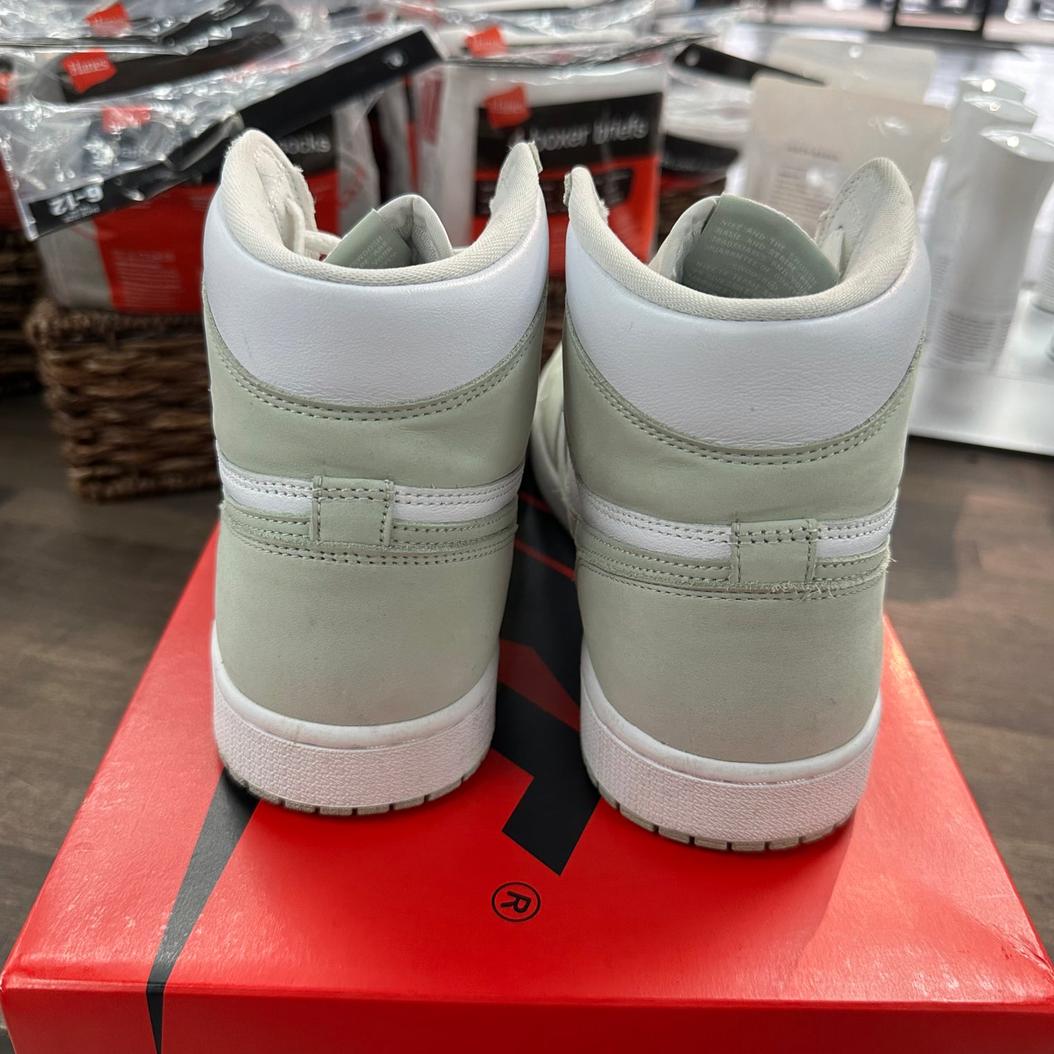(W) Seafoam Jordan 1 High (USED)