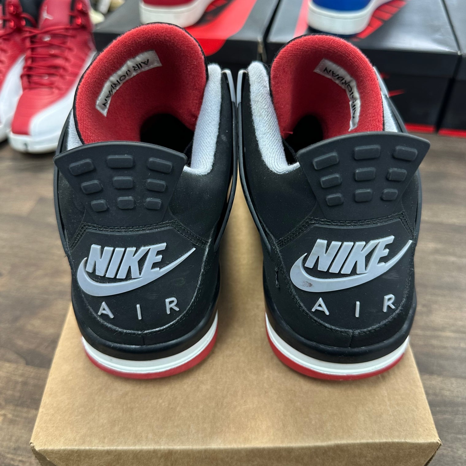 Bred Jordan 4 (2019) (USED,No Box)