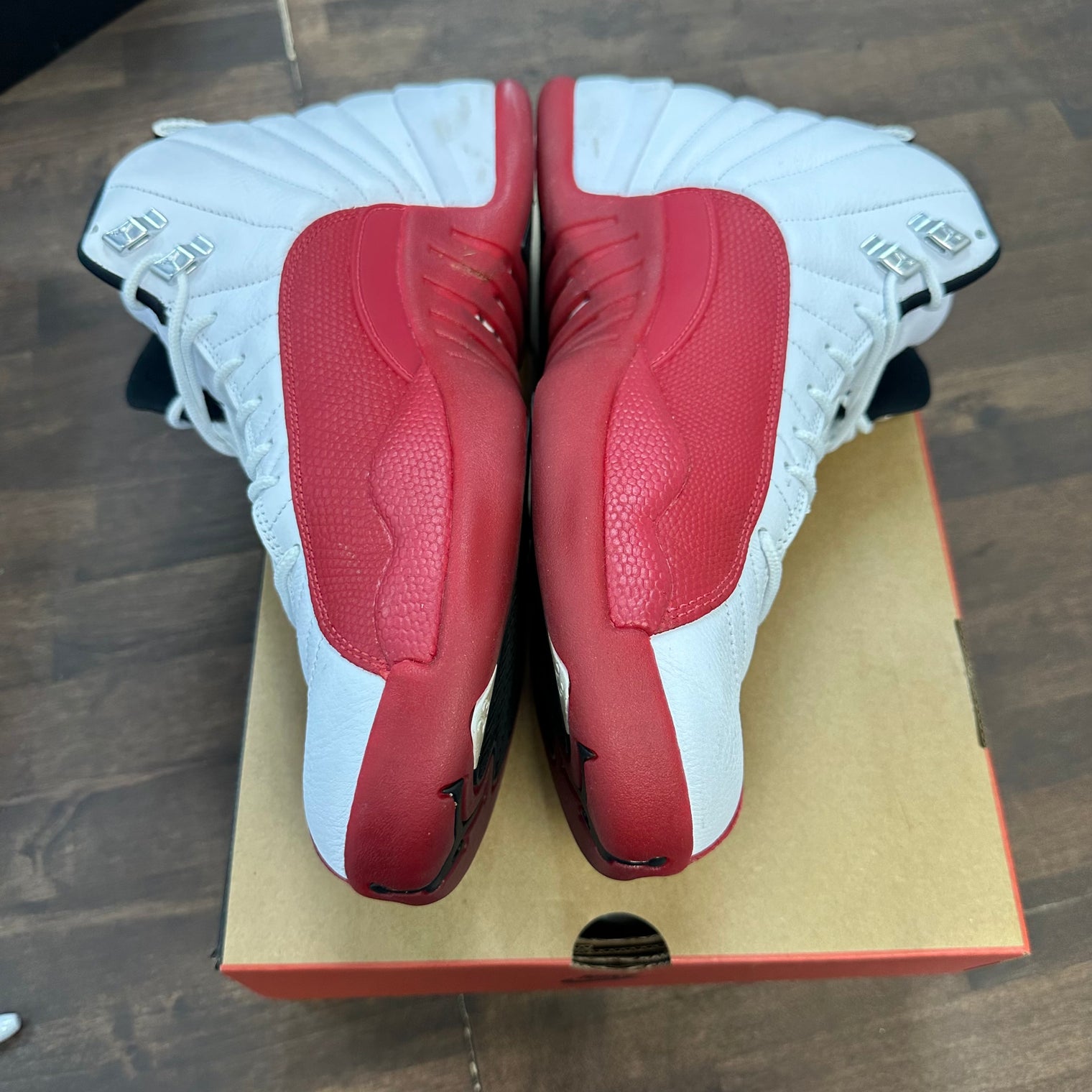 Cherry Jordan 12 (USED)