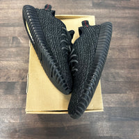 Pirate Black Yeezy 350(2015) (USED)