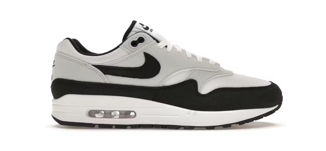 White Black Air Max 1