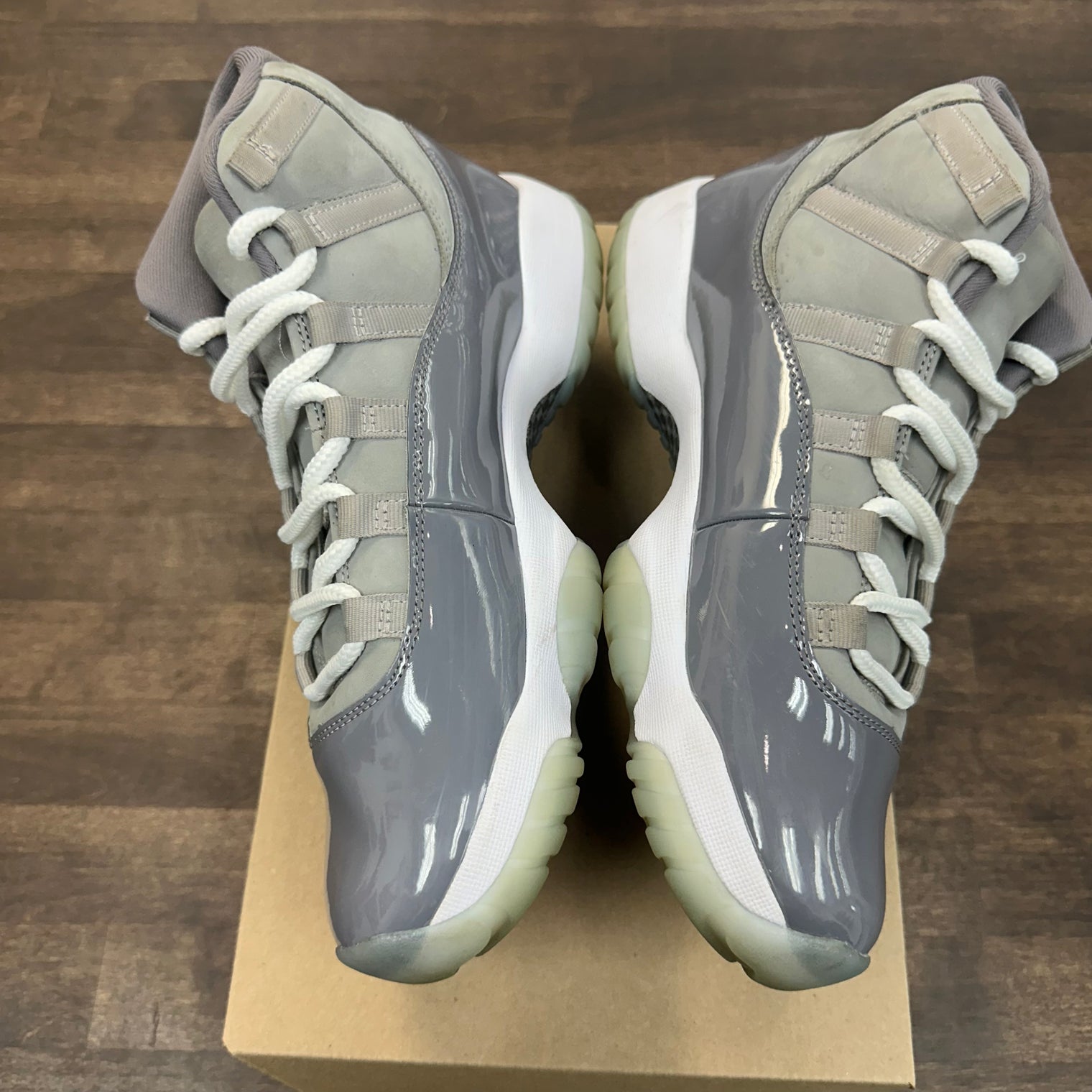 Cool Grey Jordan 11 (USED, No box)