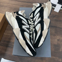 Sea Stone Bone New Balance 9060 (USED)
