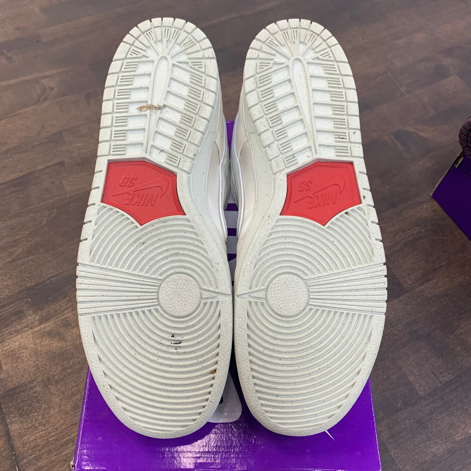 Light Bone City of Love Nike SB Dunk Low (USED)