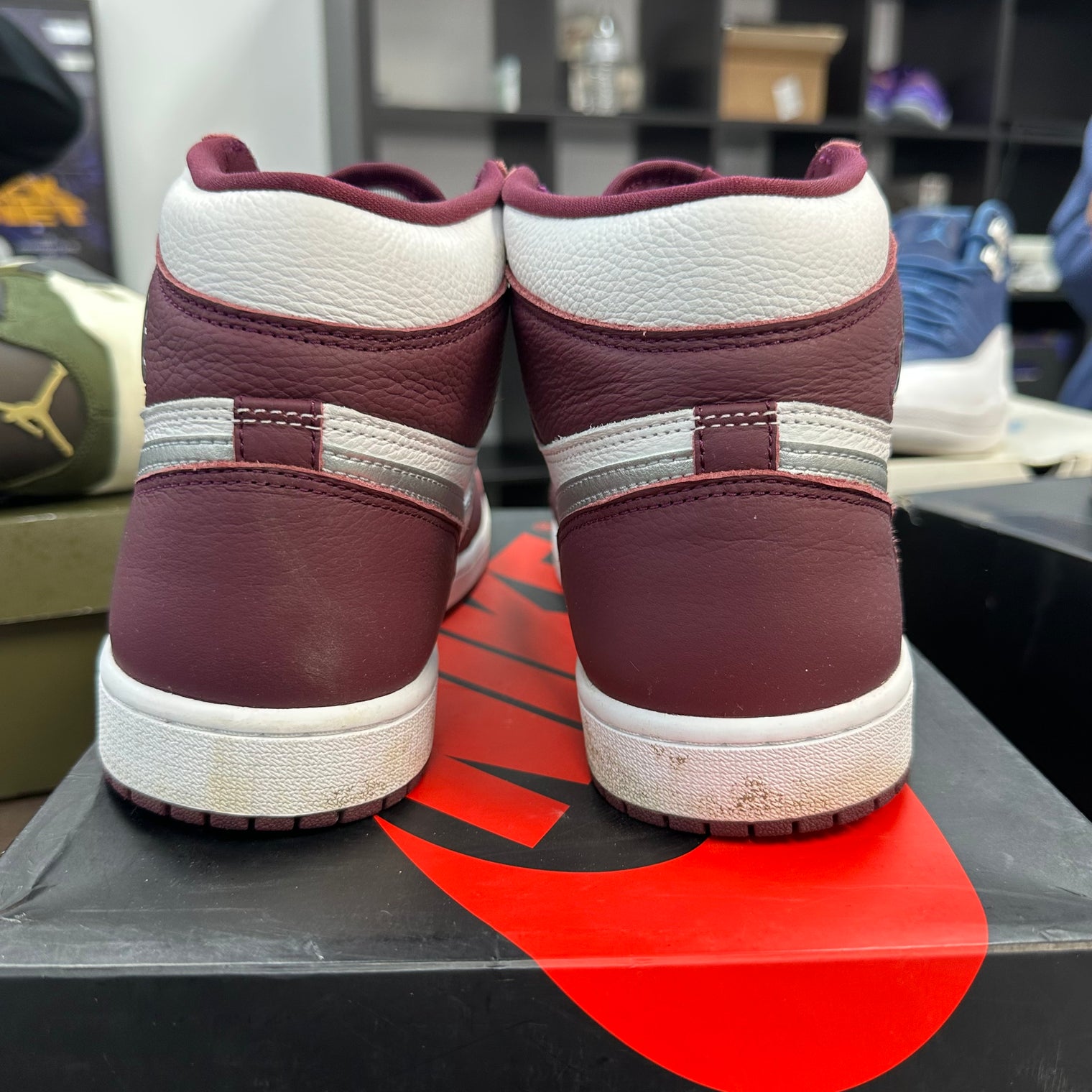 Bordeaux Jordan 1 High (USED)