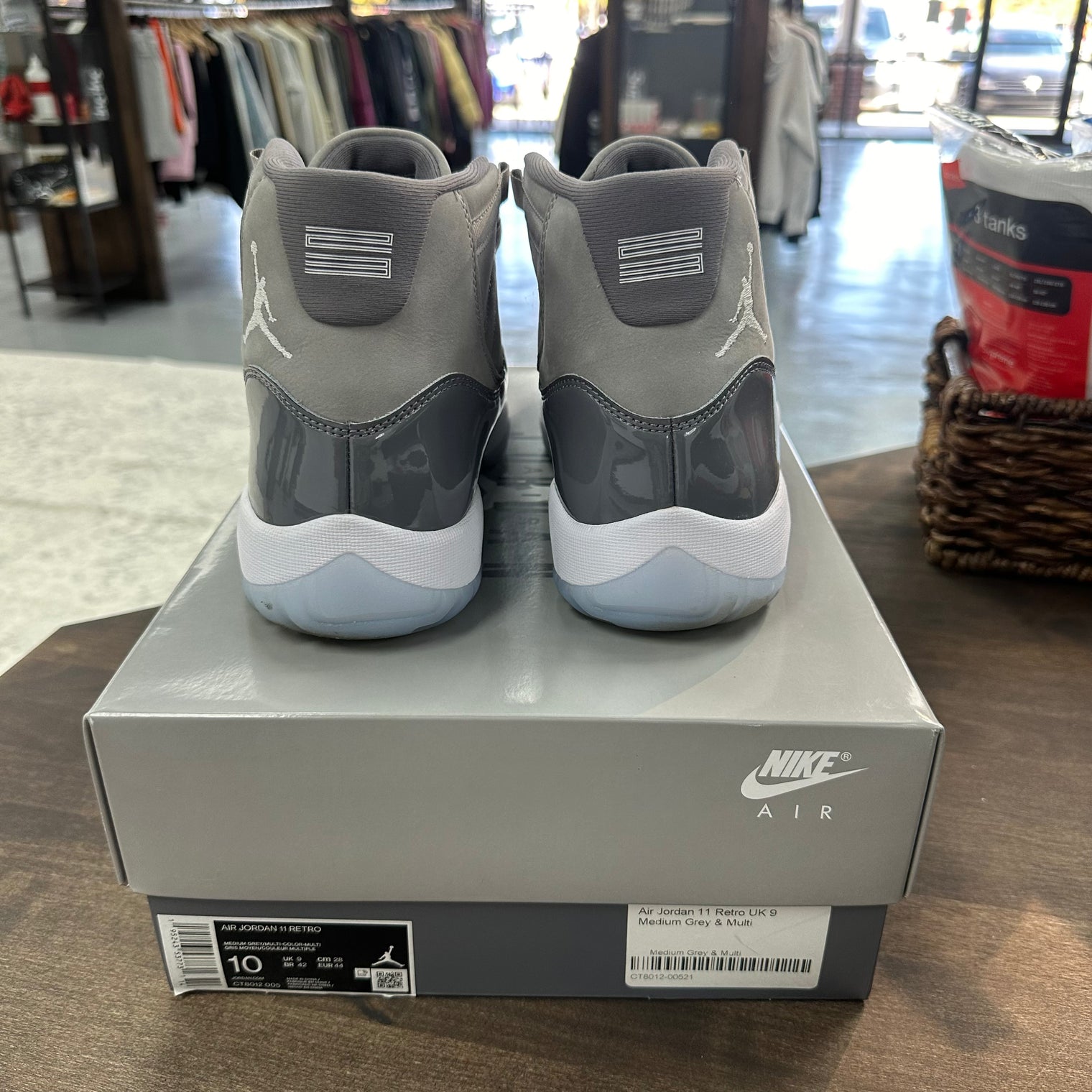Cool Grey Jordan 11 (USED)