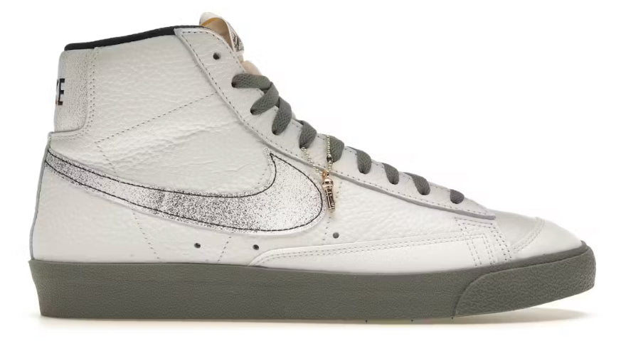 Classics 50 Years of Hip-Hop Blazer Mid 77