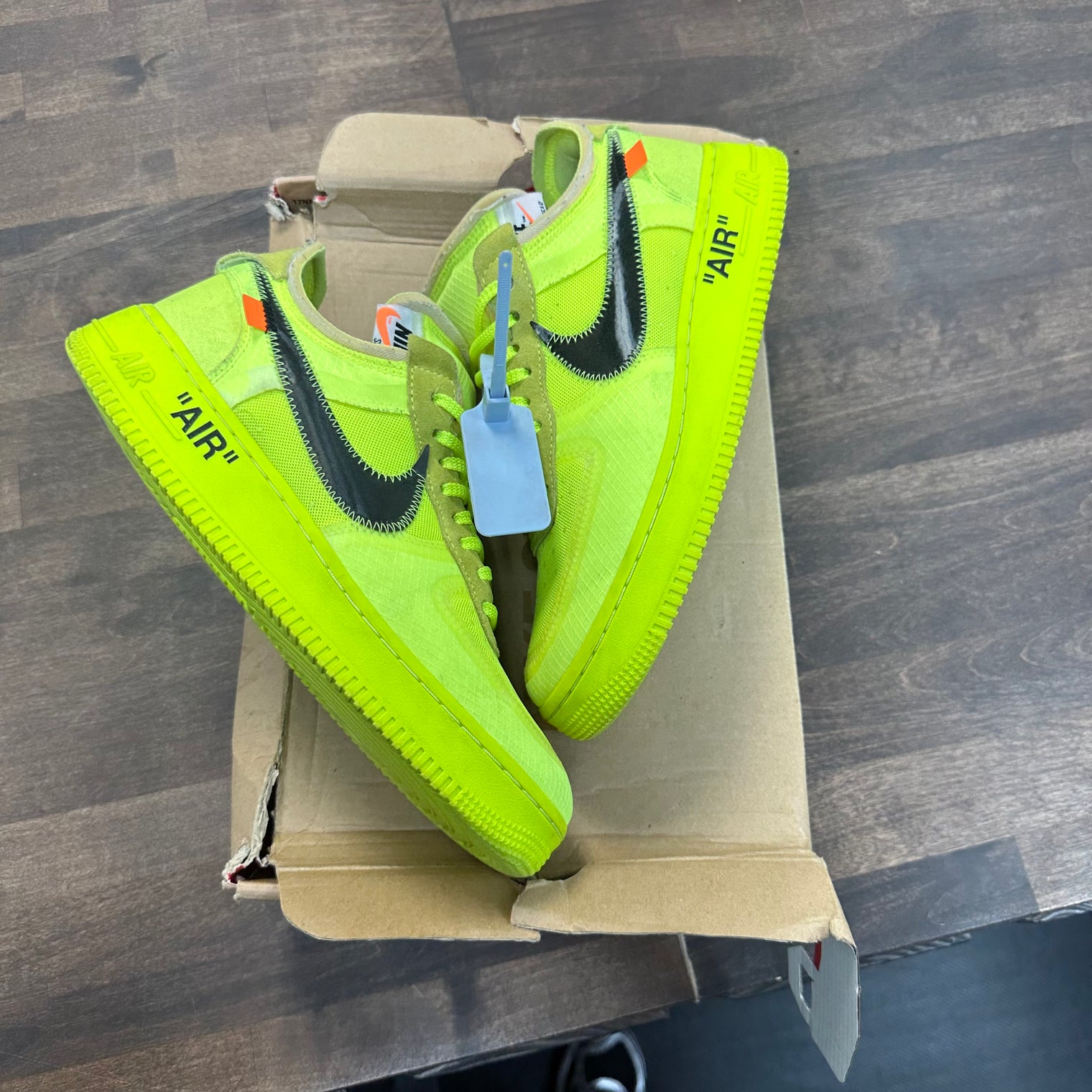 Off White Volt Air Force 1 (USED)