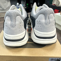 Waverunner Yeezy 700 (USED)