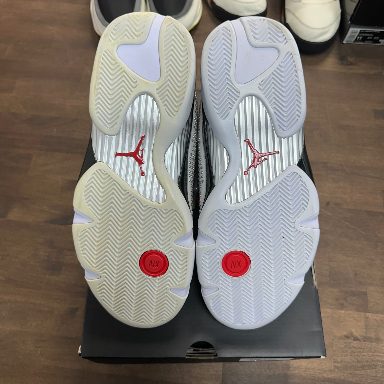 Supreme Jordan 14 White (USED)