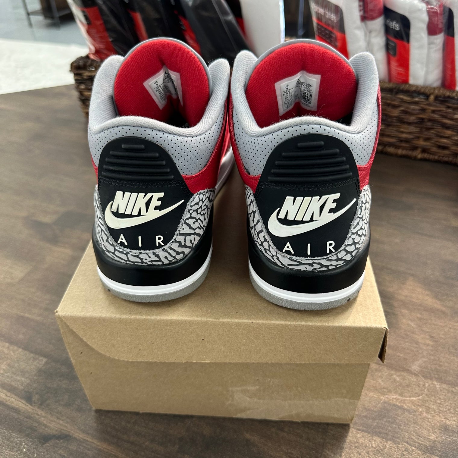 Jordan 3 Retro SE Unite (USED, No Box)