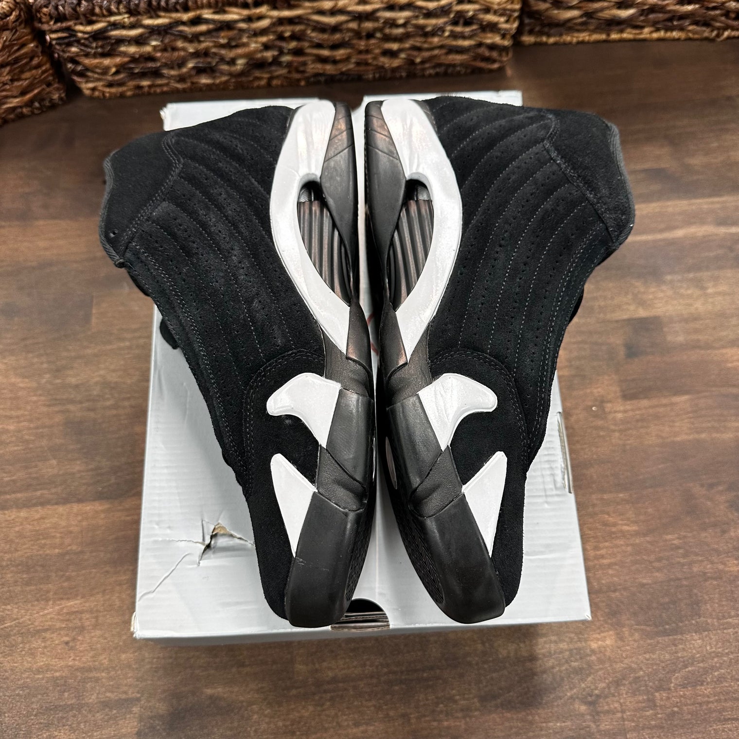 White Black Jordan 14 (USED)