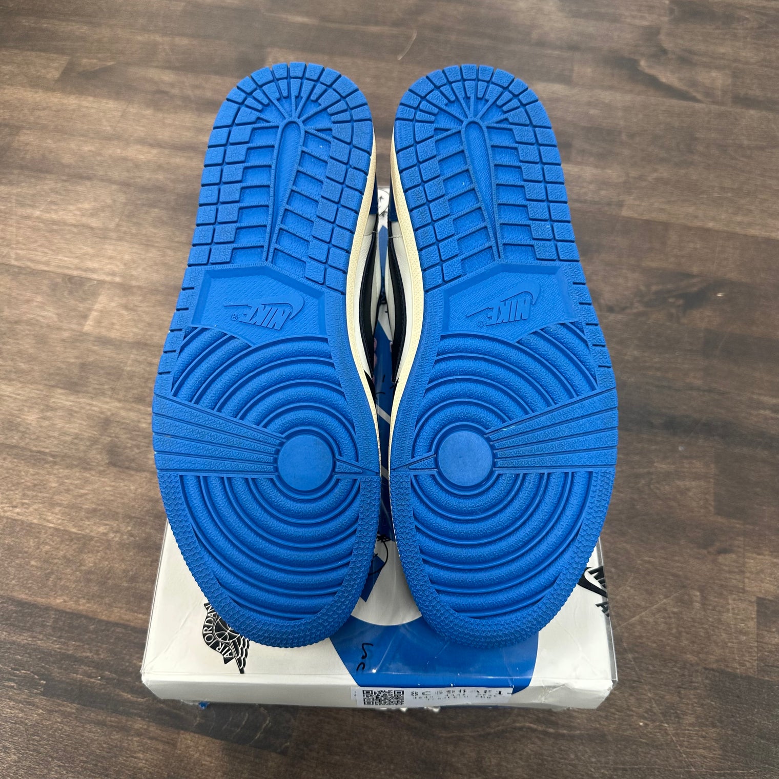 Fragment Travis Scott Jordan 1 Low OG (USED)