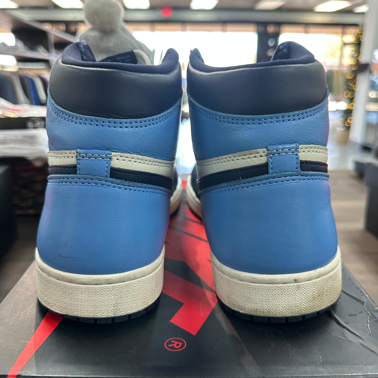 Obsidian Jordan 1 High (USED)