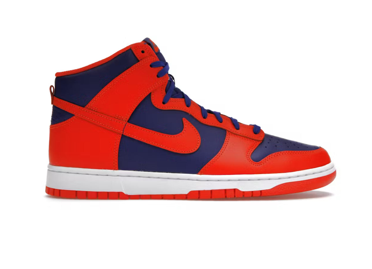 Knicks Dunk High
