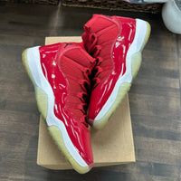 Win like 96 Jordan 11 (USED,NO BOX)