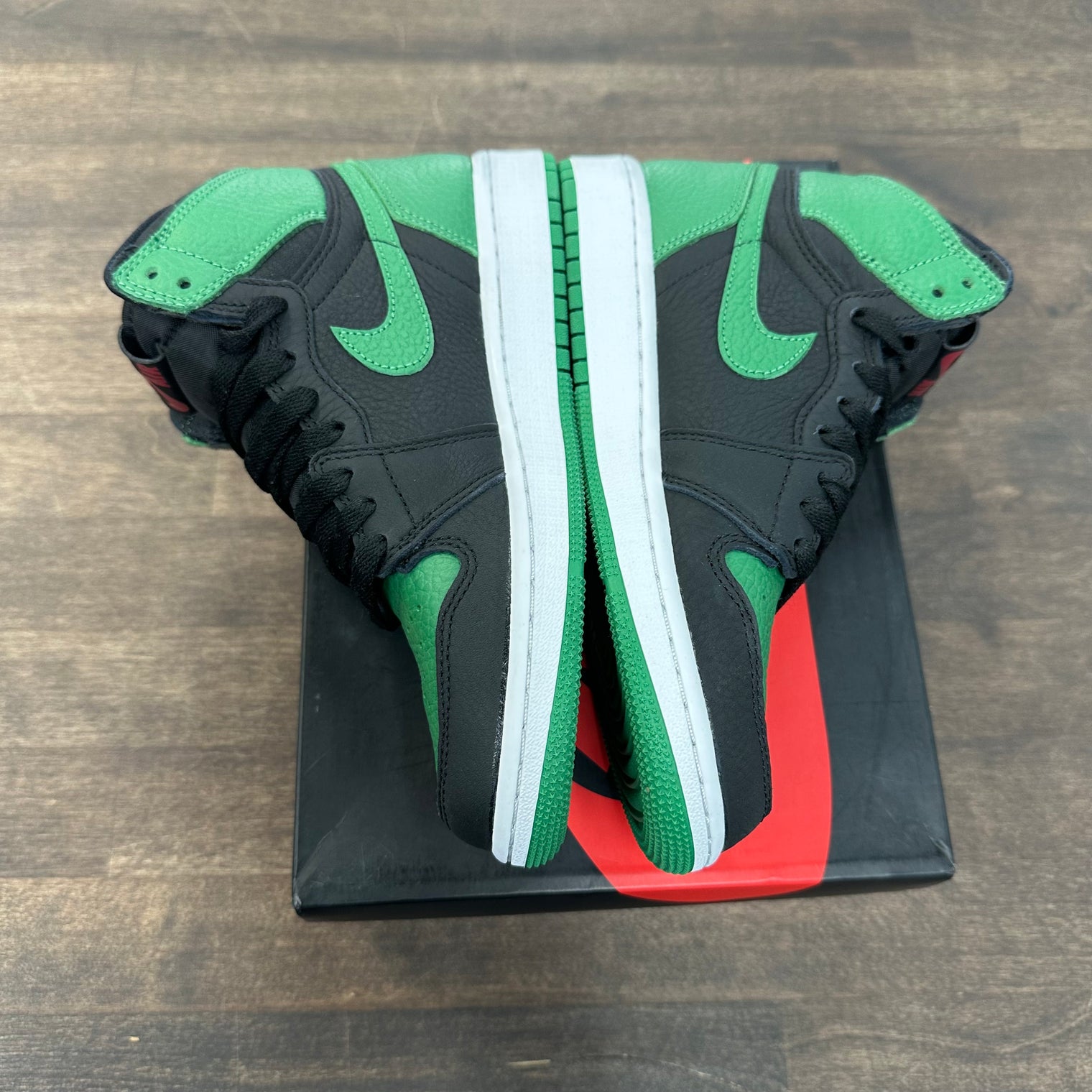 (GS) Jordan 1 Pine Green 2.0 (USED)