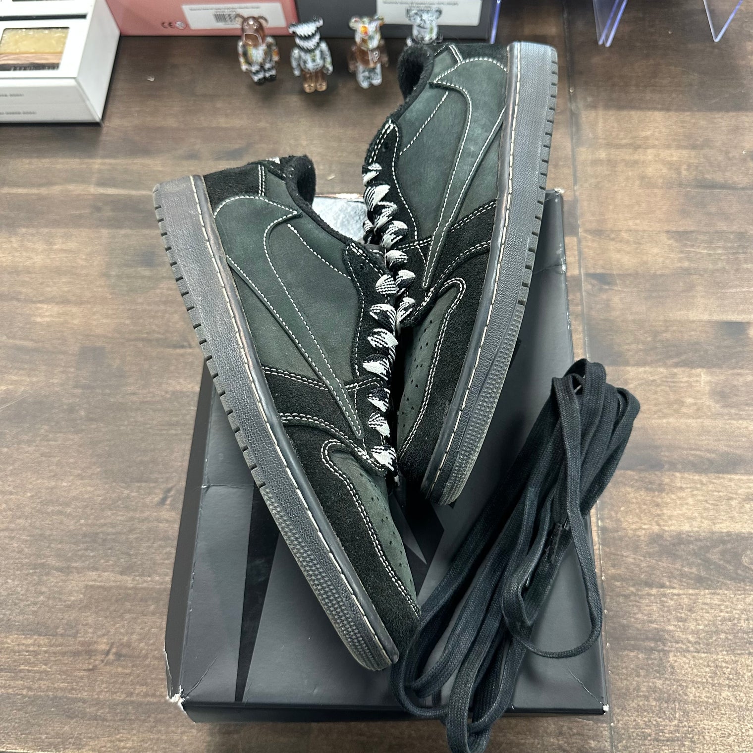 Jordan 1 Low Travis Scott Phantom (USED)