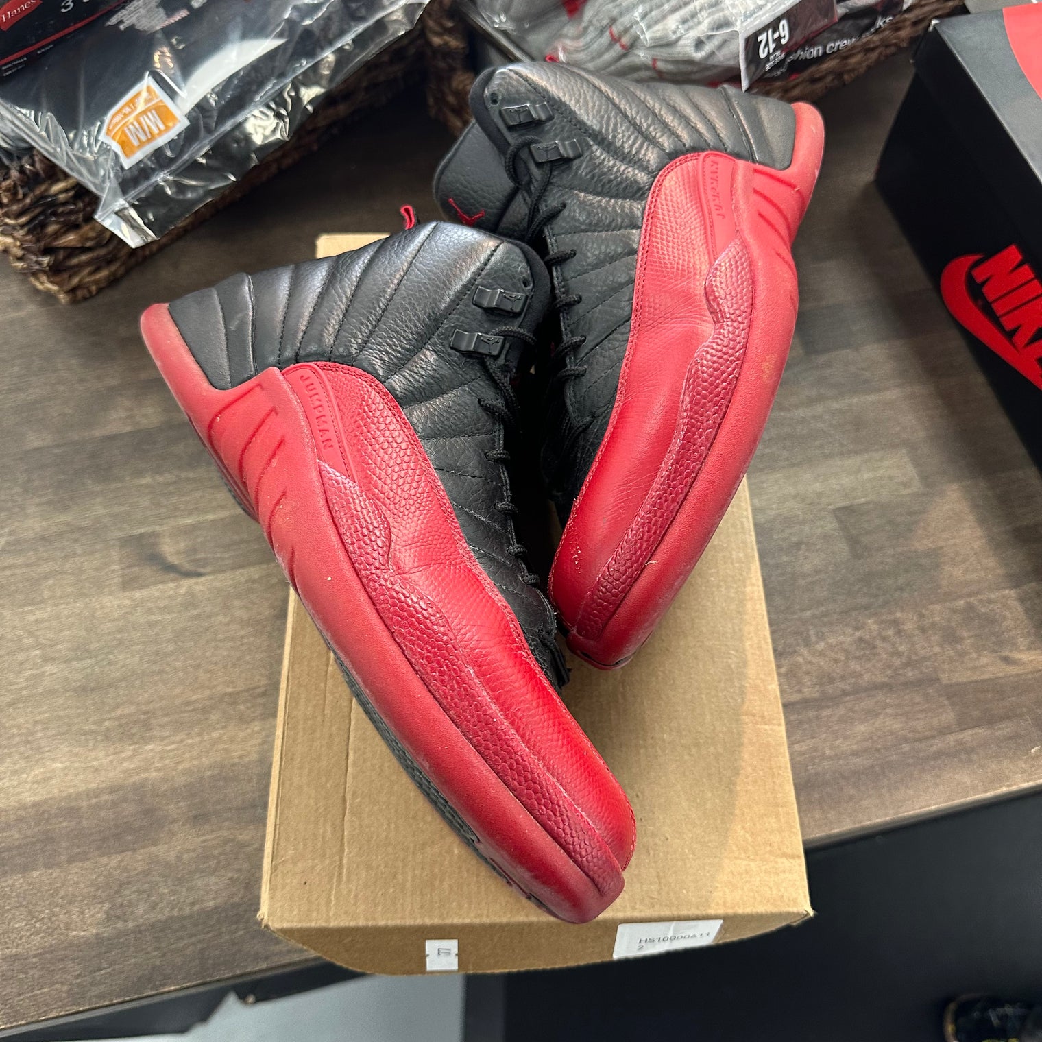 Flu Game Jordan 12 (2016) (USED,No Box)