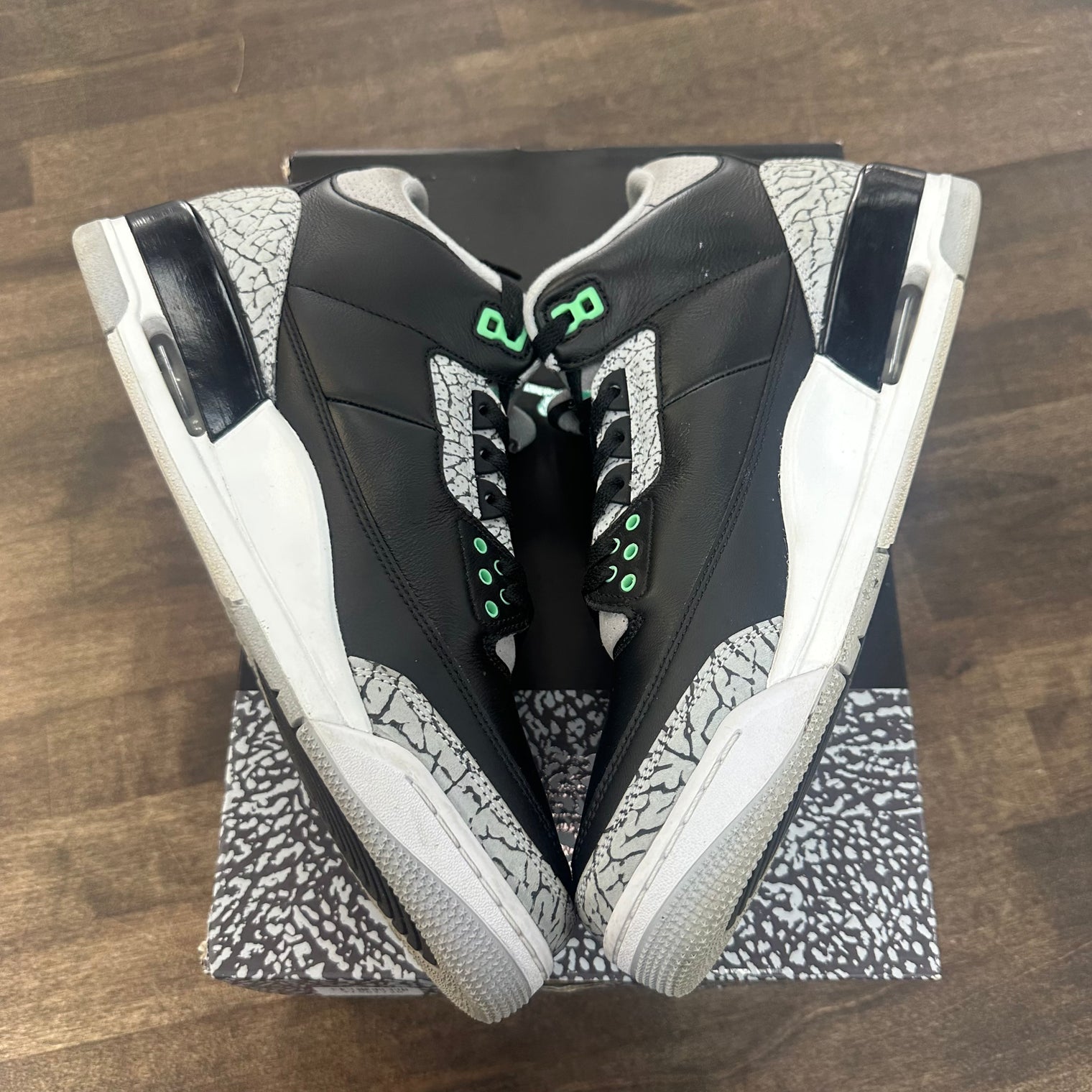 Green Glow Jordan 3 (USED)