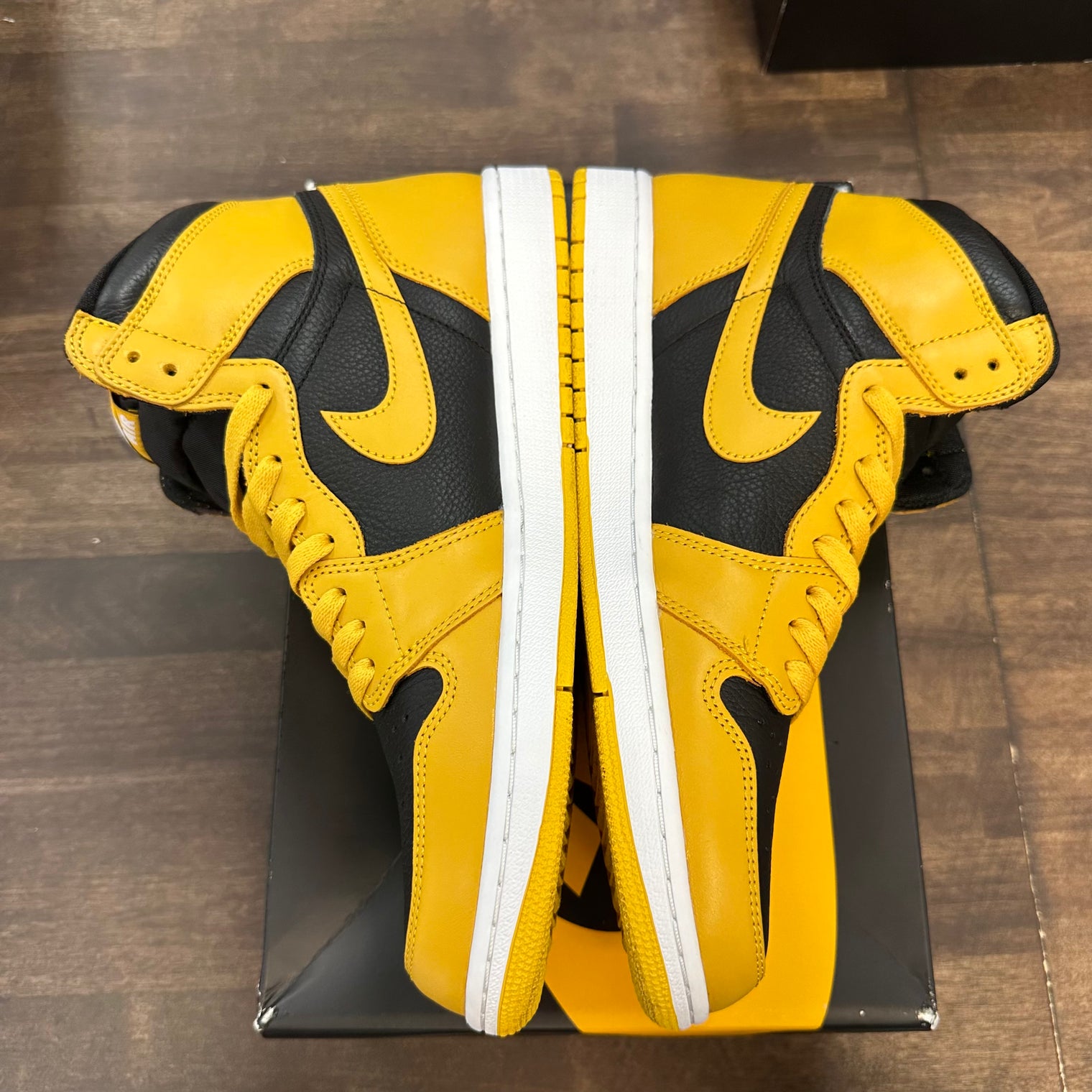 Jordan 1 High Pollen (USED)
