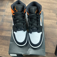 (GS) Shattered Backboard Jordan 1 Mid