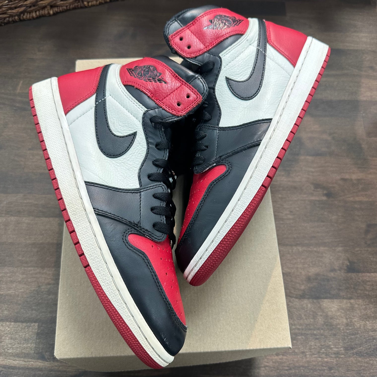 Bred Toe Jordan 1 High (USED, No Box)