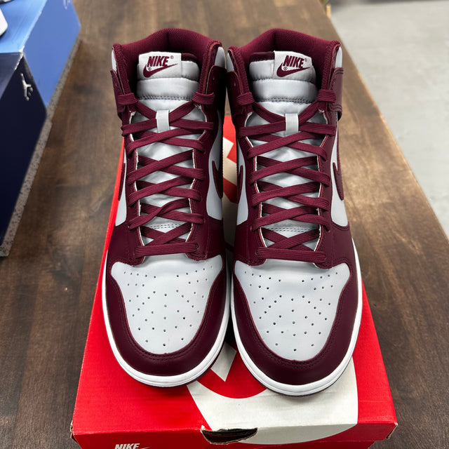 Dark Beetroot Dunk High (USED)