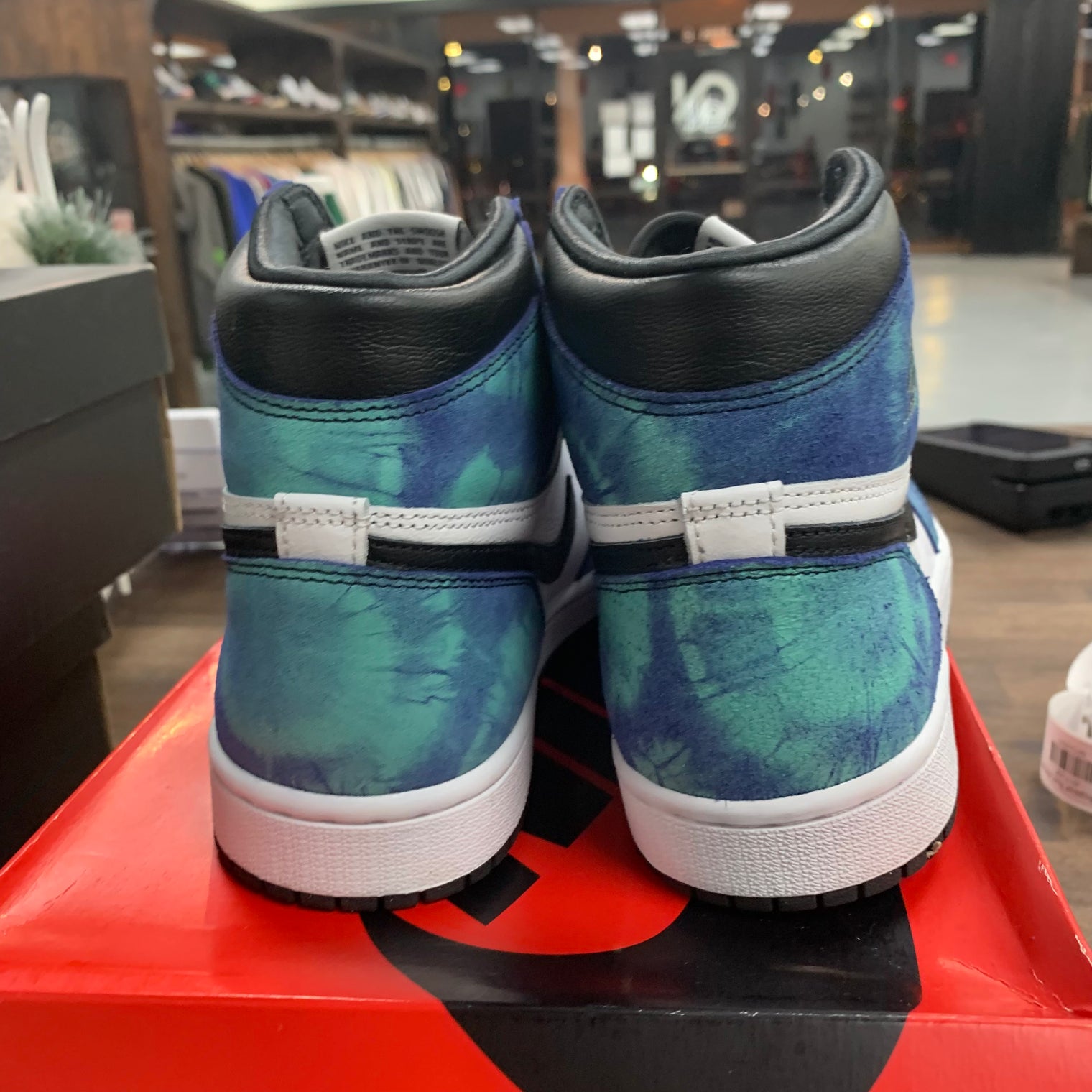 (W) Tie Dye Jordan 1 High (USED)