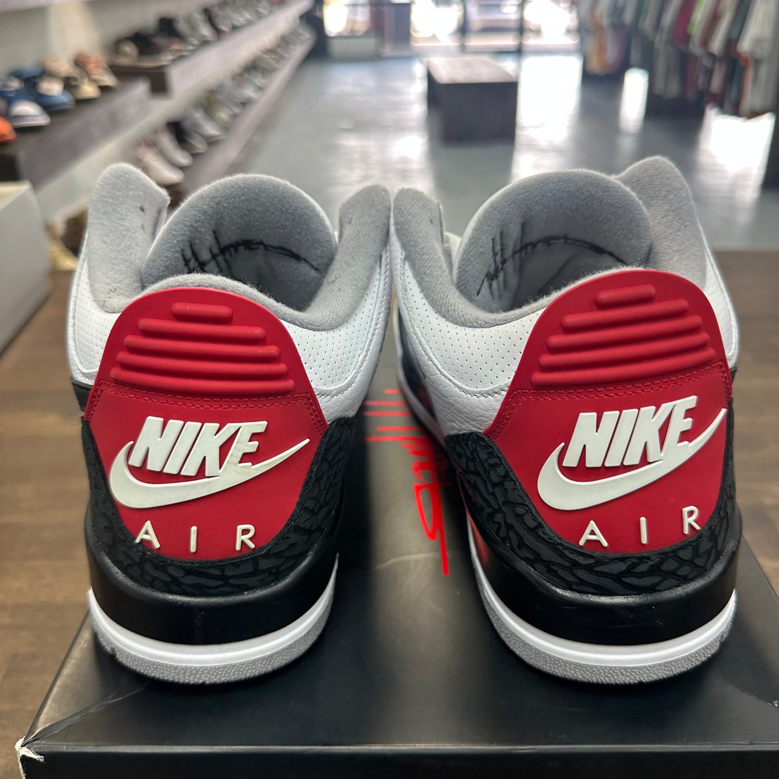 Tinker Jordan 3 (USED)
